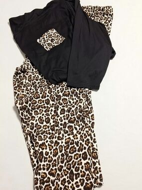 BloomChic Women's Plus Size Leopoard Pajama Set Size 26